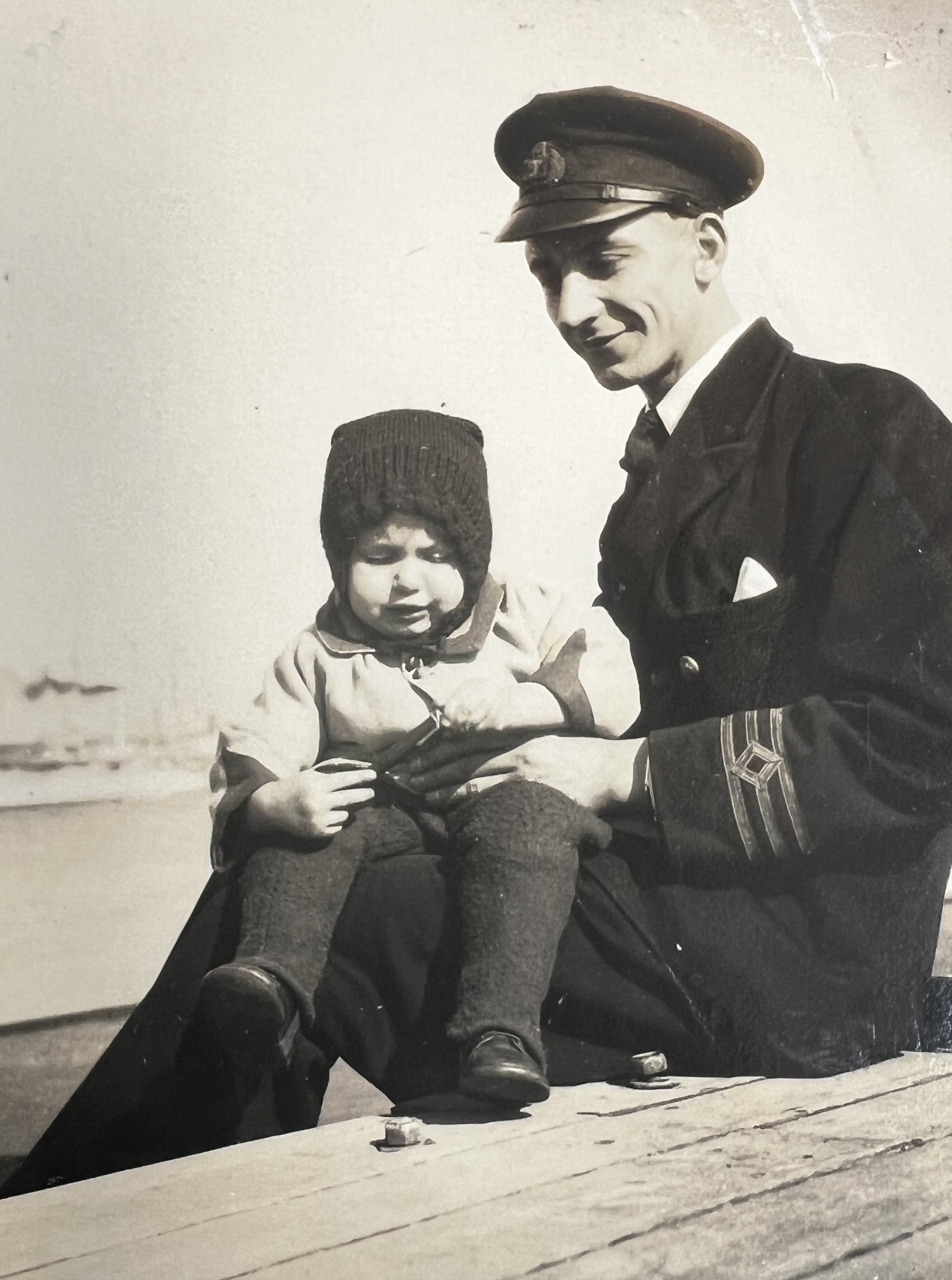 Shell and father Ted at the Shanghai Docks, 1933